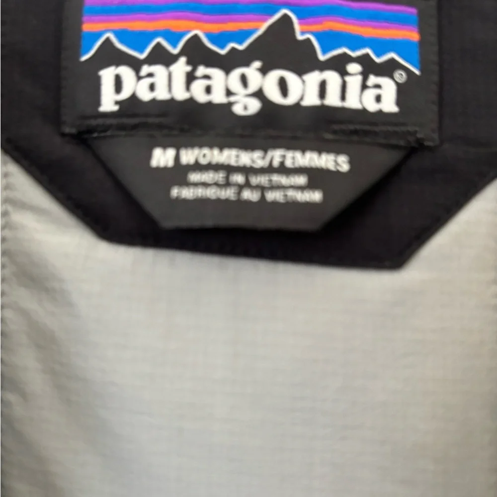 Patagonia Black Womens Jacket - Picture 2 of 7